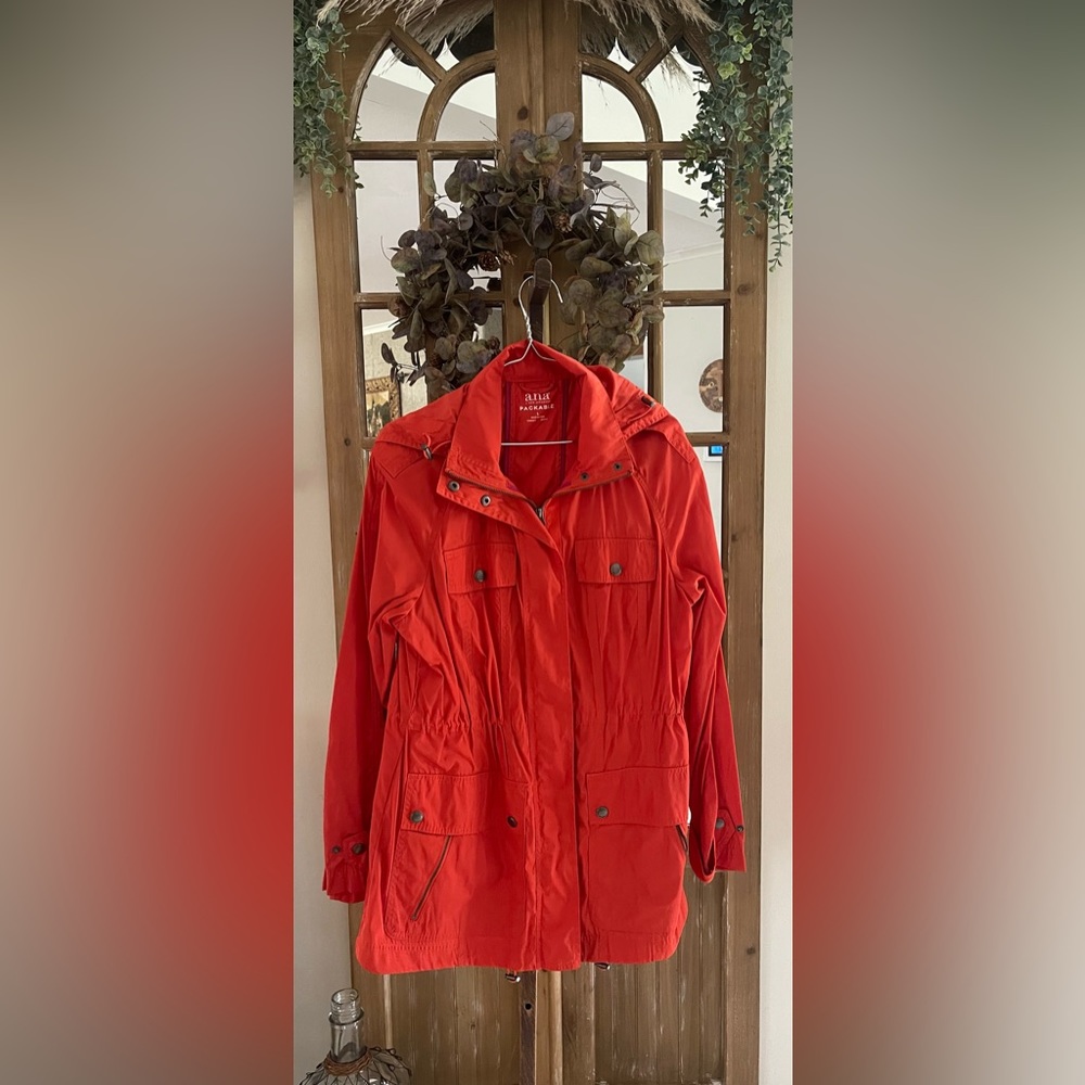a.n.a. Lightweight Jacket
